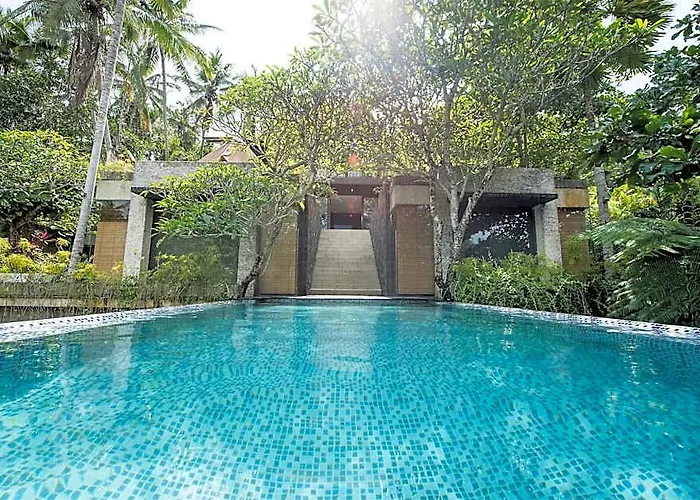 Sandhya Ubud *